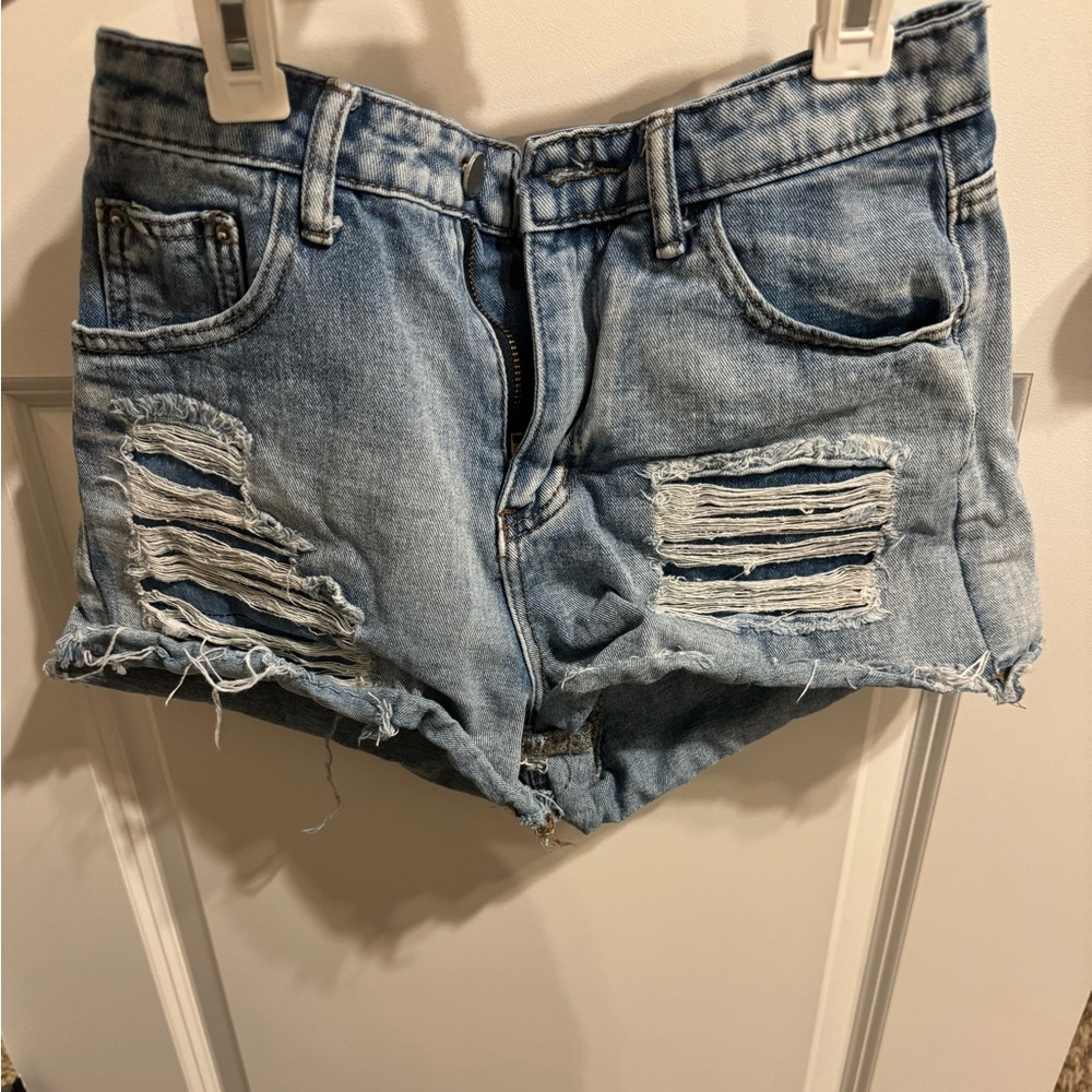 High Waisted Size M Ripped Jean shorts